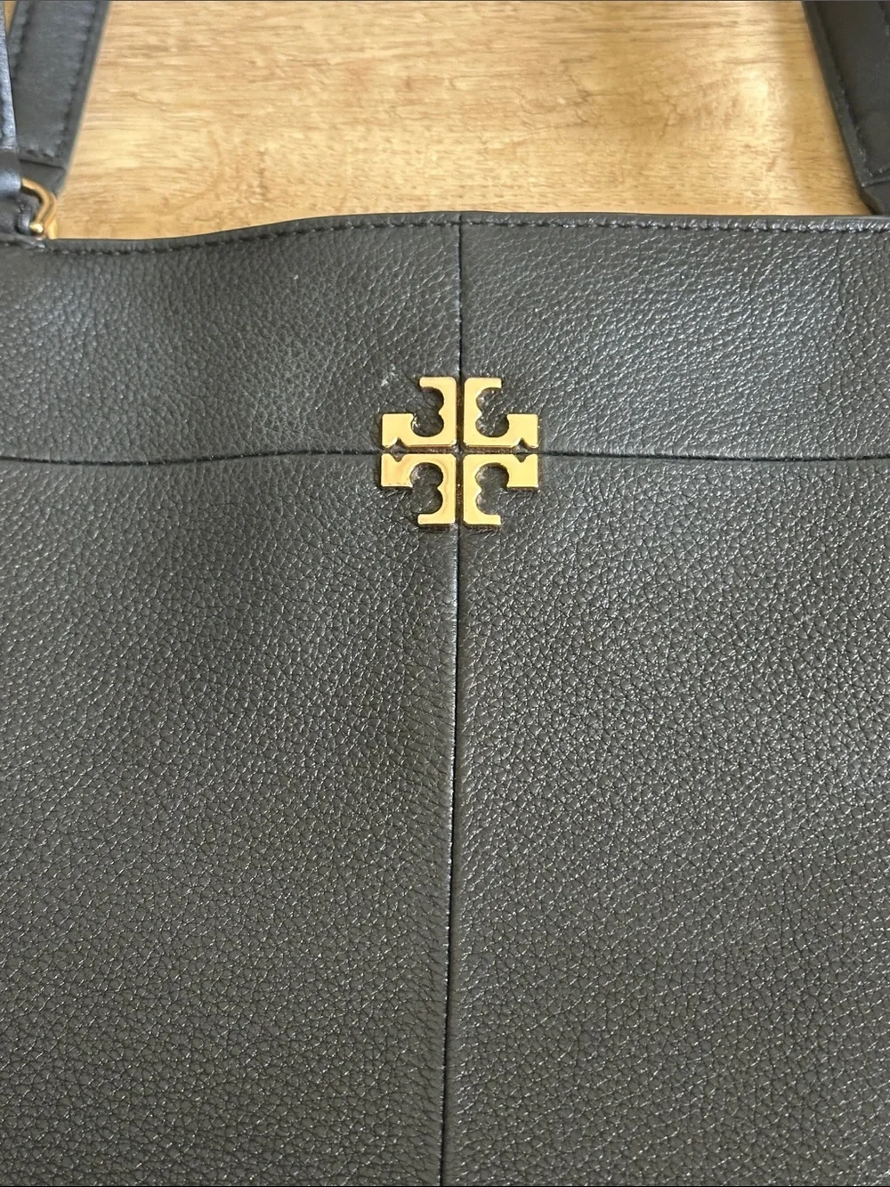 Tory Burch Ivy Side Zip Classic Black Pebbled Leather Large Shoulder Tote Bag - Picture 9 of 9